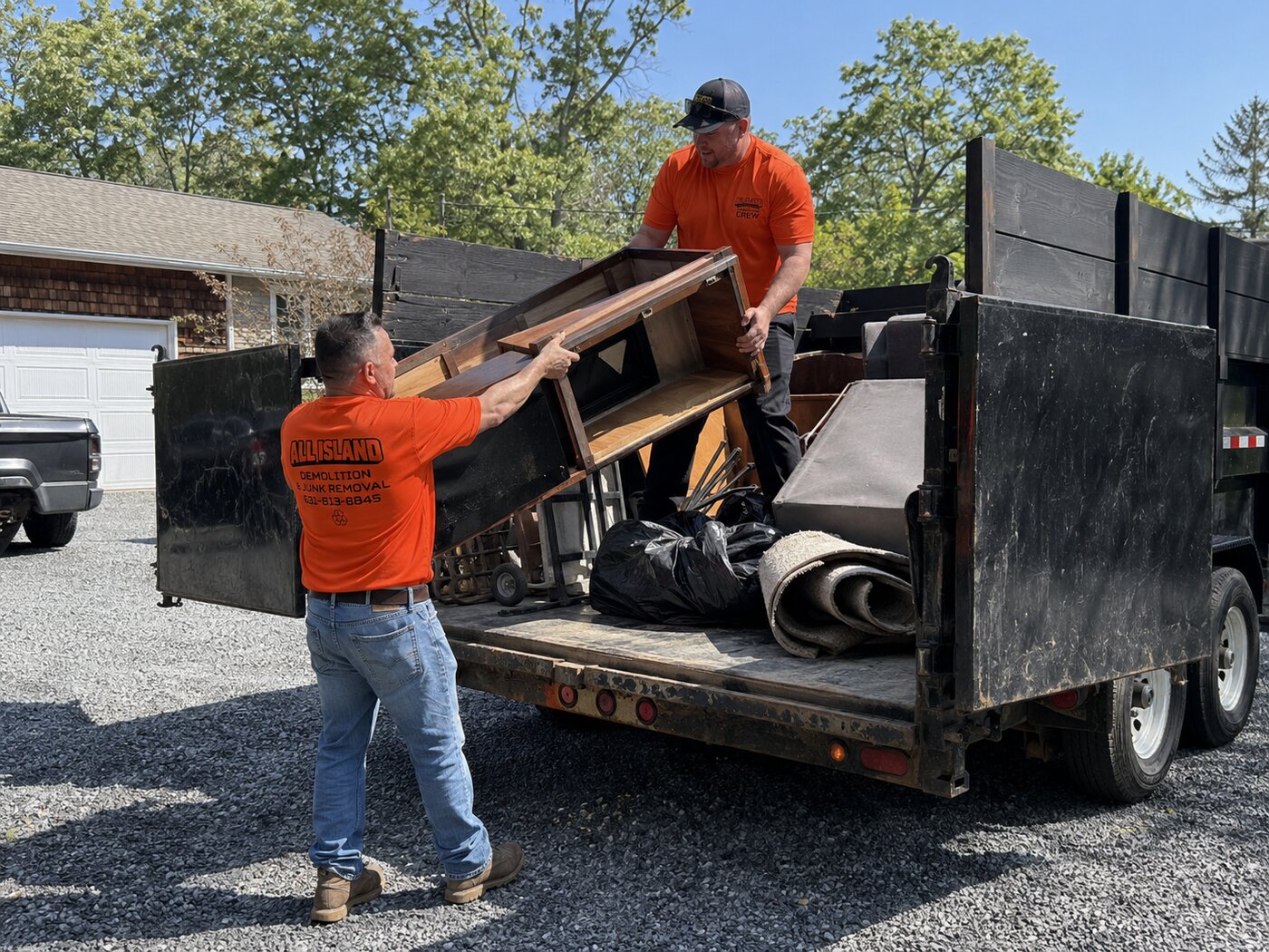 All Island crew working in Bay Shore